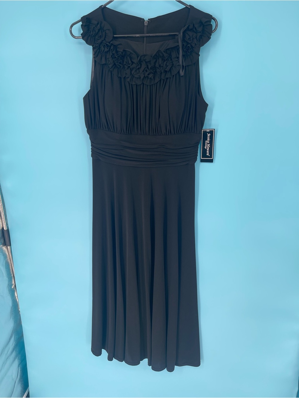 Jessica Howard Black Ruffled Neck Sleeveless Midi Dress